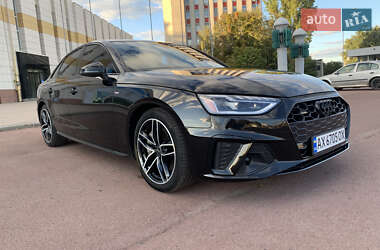 Седан Audi A4 2023 в 
