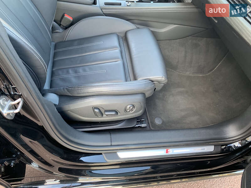Седан Audi A4 2023 в Харькове