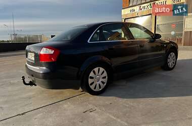 Седан Audi A4 2002 в 