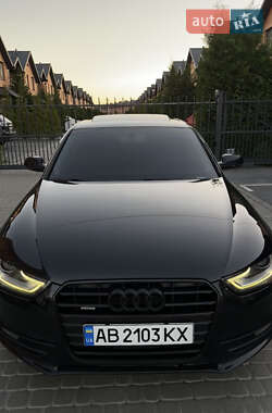 Седан Audi A4 2012 в 