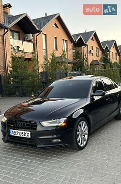Седан Audi A4 2012 в 