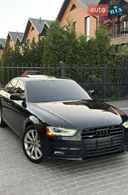 Седан Audi A4 2012 в 