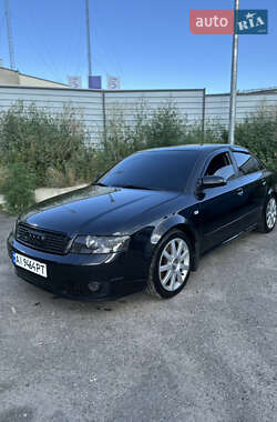 Седан Audi A4 2004 в 
