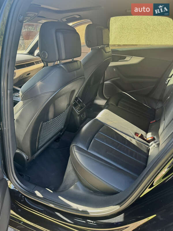Седан Audi A4 2018 в Коломиї