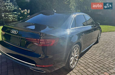 Седан Audi A4 2018 в 