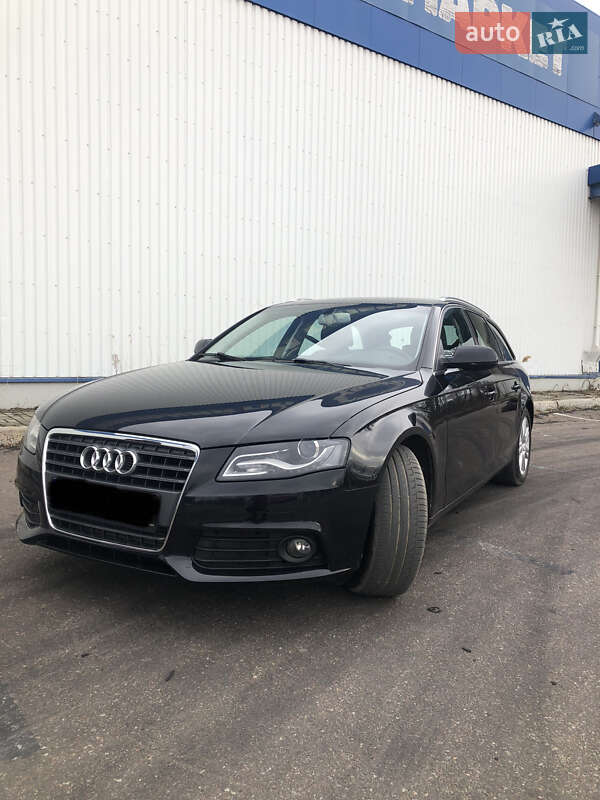 Универсал Audi A4 2010 в Николаеве