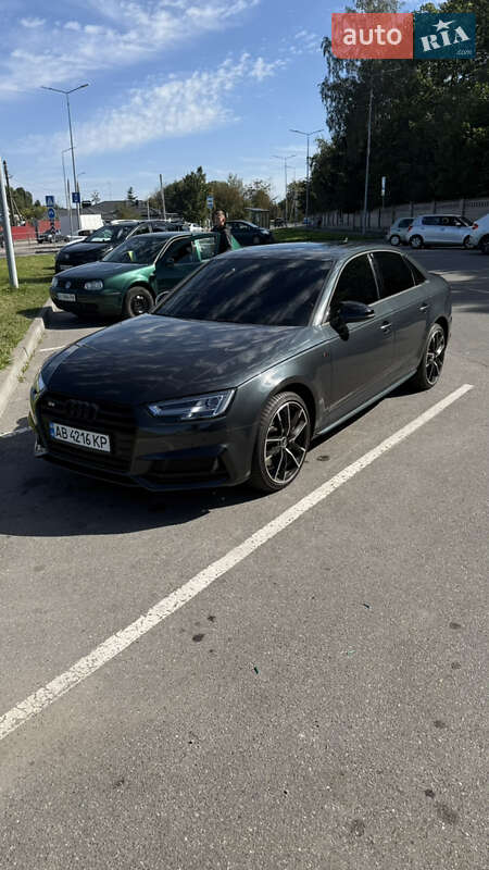 Седан Audi A4 2018 в Вінниці