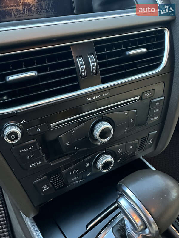 Седан Audi A4 2012 в Киеве