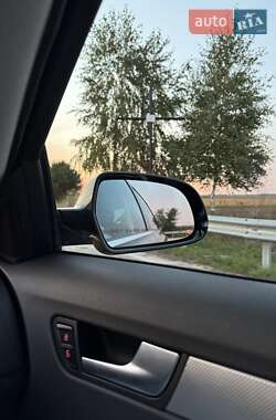 Седан Audi A4 2014 в 