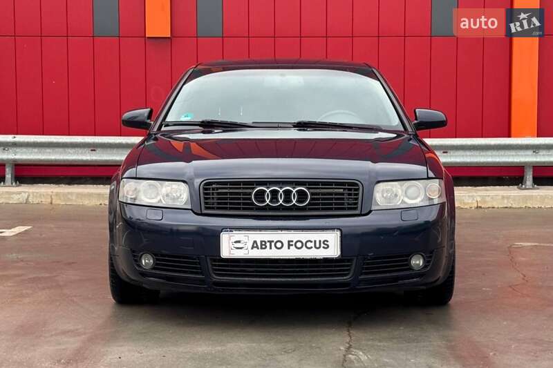 Седан Audi A4 2004 в Киеве