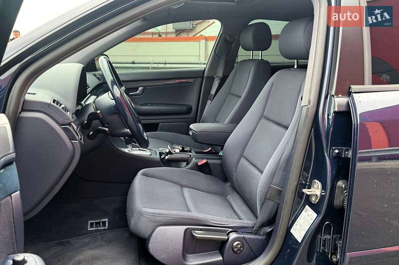 Седан Audi A4 2004 в Киеве