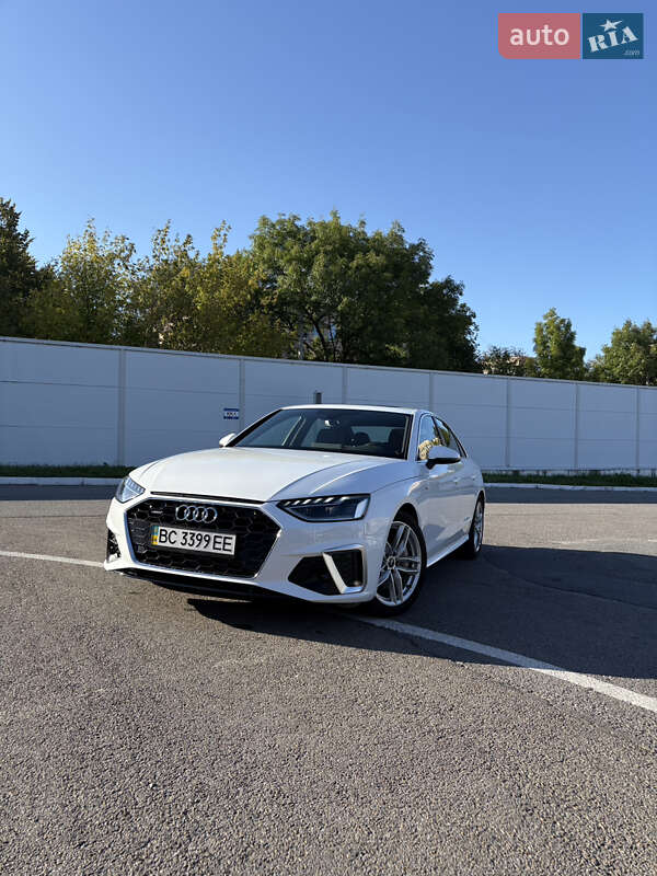 Седан Audi A4 2024 в 