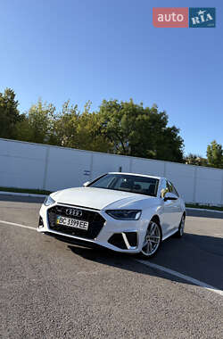 Седан Audi A4 2024 в Львове