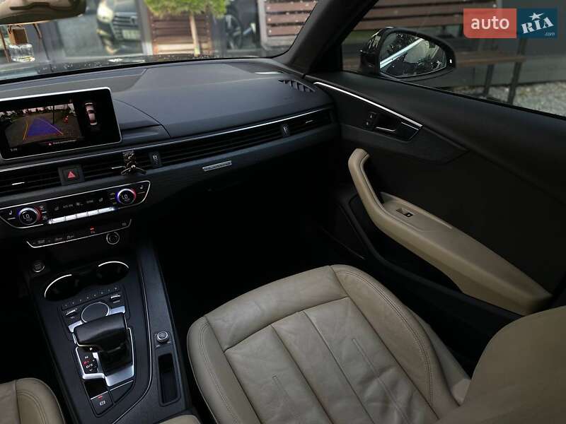 Седан Audi A4 2016 в Львове