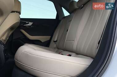 Седан Audi A4 2016 в 