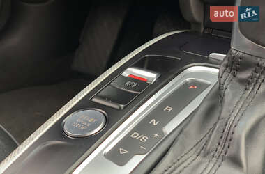 Седан Audi A4 2015 в 