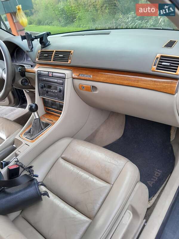 Седан Audi A4 2003 в Харькове