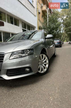 Универсал Audi A4 2010 в 