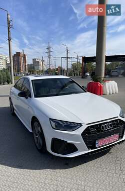 Седан Audi A4 2024 в 