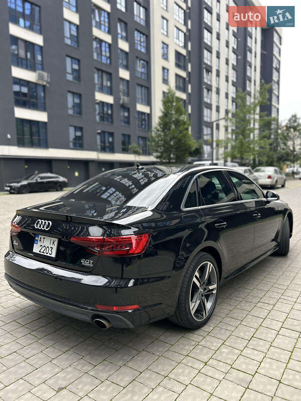 Седан Audi A4 2016 в Ивано-Франковске