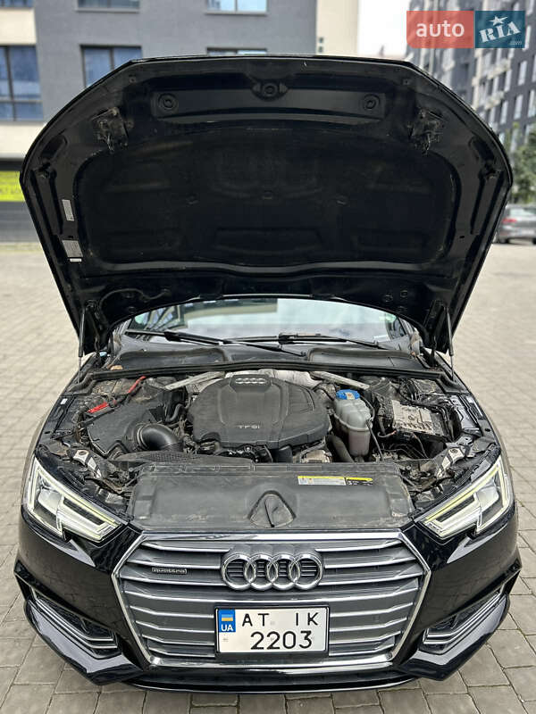Седан Audi A4 2016 в Ивано-Франковске