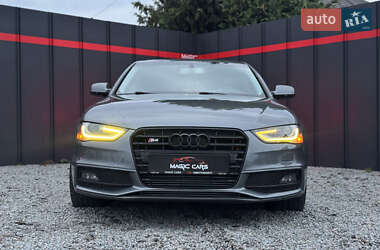 Седан Audi A4 2015 в 