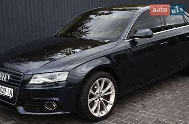 Седан Audi A4 2012 в 