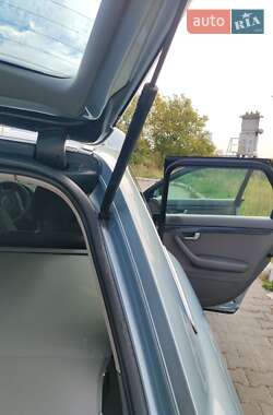 Универсал Audi A4 2004 в 