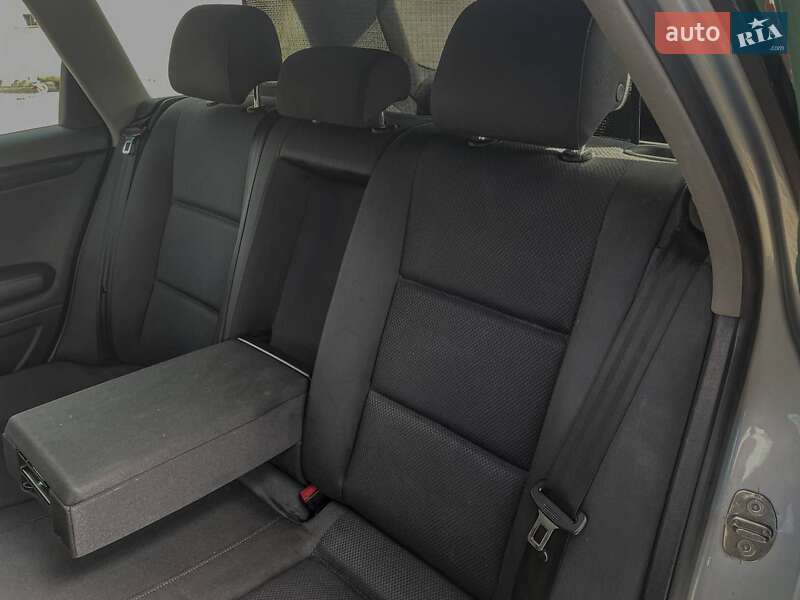 Універсал Audi A4 2002 в Києві