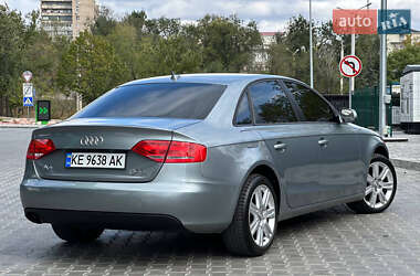 Седан Audi A4 2011 в 