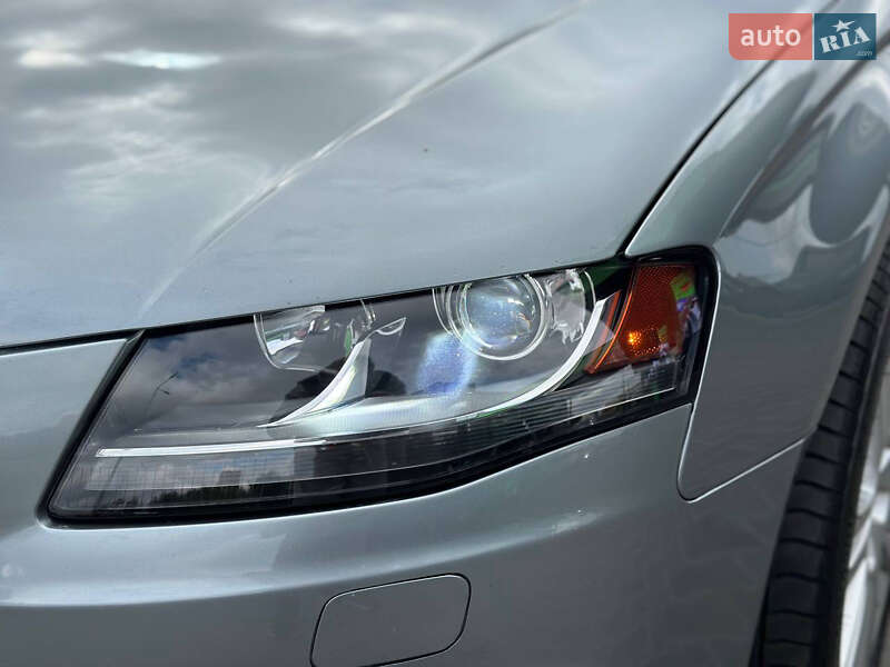 Седан Audi A4 2011 в Дніпрі