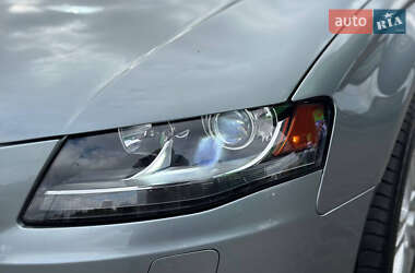 Седан Audi A4 2011 в 