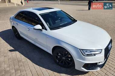 Седан Audi A4 2018 в 