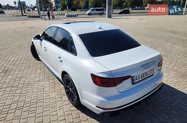 Седан Audi A4 2018 в 