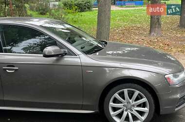 Седан Audi A4 2014 в 