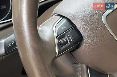 Седан Audi A4 2014 в 