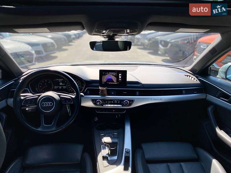 Седан Audi A4 2016 в Киеве