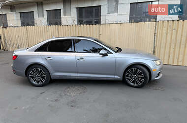 Седан Audi A4 2016 в 