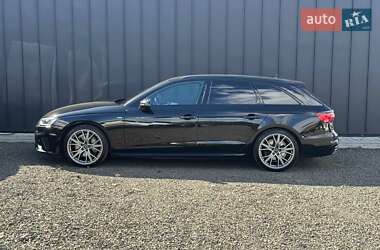 Універсал Audi A4 2020 в 