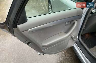 Седан Audi A4 2002 в 
