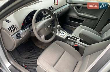 Седан Audi A4 2002 в 
