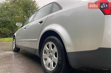 Седан Audi A4 2002 в 