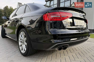 Седан Audi A4 2013 в 