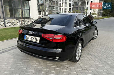 Седан Audi A4 2013 в 