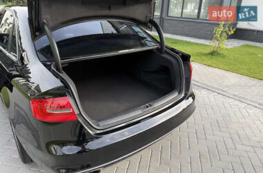 Седан Audi A4 2013 в 