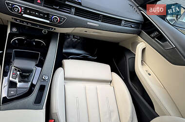 Седан Audi A4 2024 в 