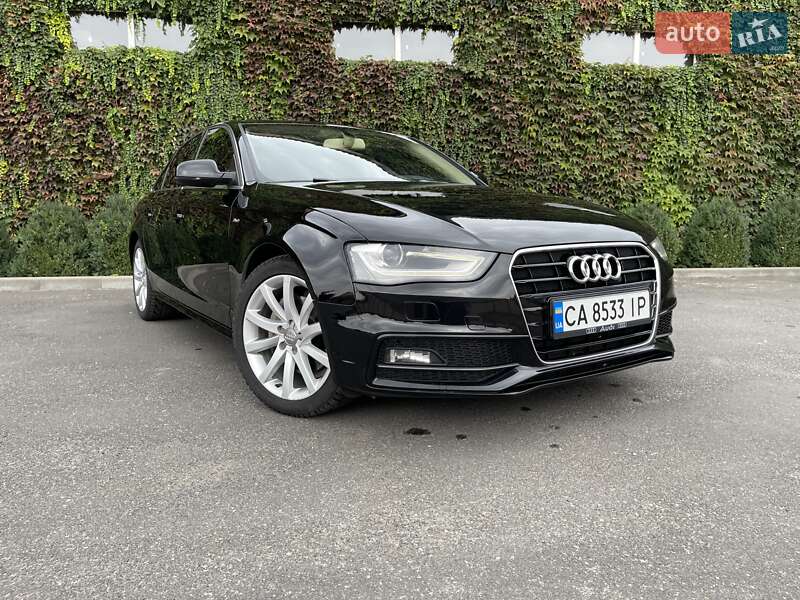 Седан Audi A4 2013 в Лубнах