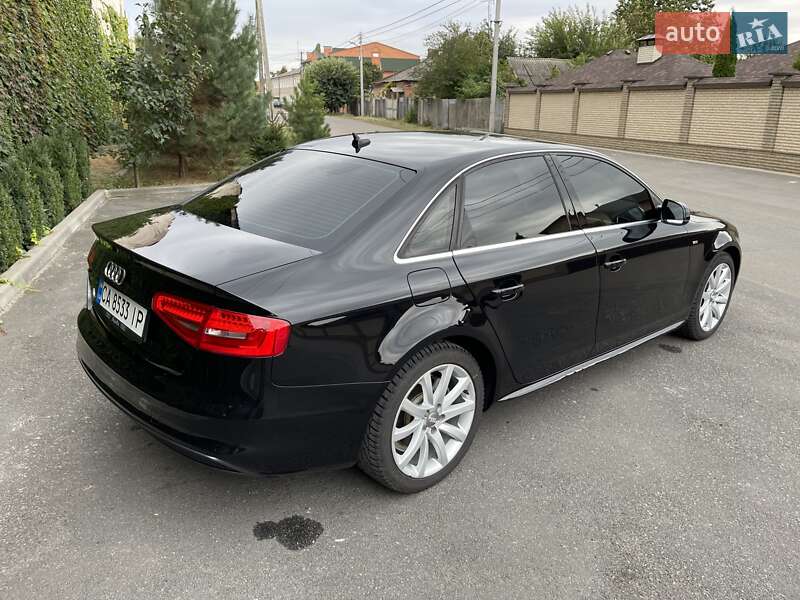 Седан Audi A4 2013 в Лубнах
