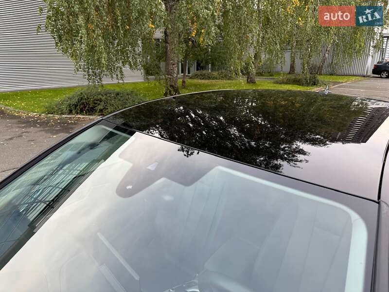 Седан Audi A4 2022 в Киеве