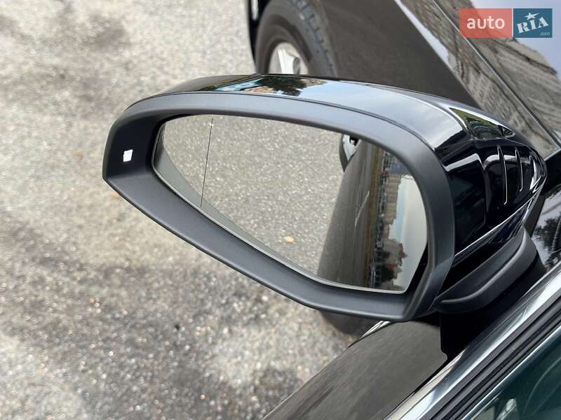 Седан Audi A4 2022 в Киеве